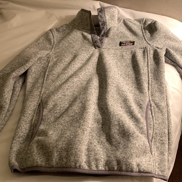 Women's L.L.Bean Sweater Fleece Pullover - Picture 6 of 9